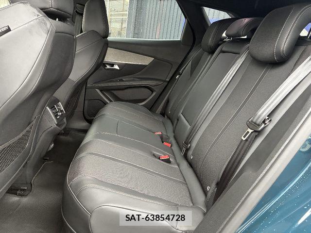Peugeot 3008 2023-06 7727126-7