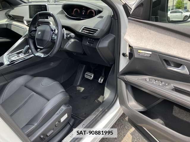 Peugeot 3008 2022-04 7727124-16