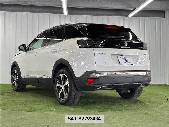 Peugeot 3008 2022-04 7788169-16