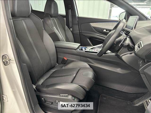 Peugeot 3008 2022-04 7788169-6