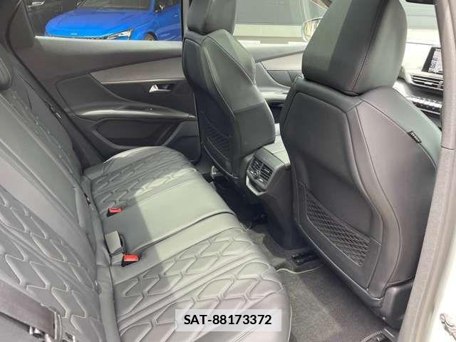 Peugeot 3008 2019-06 7788164-10