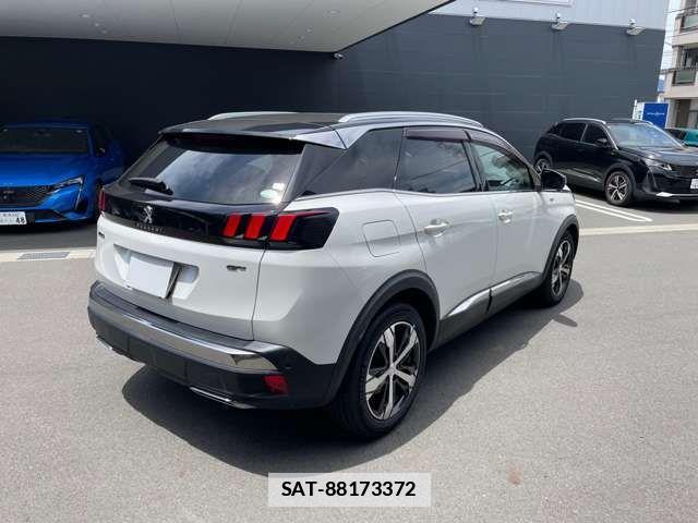 Peugeot 3008 2019-06 7788164-13