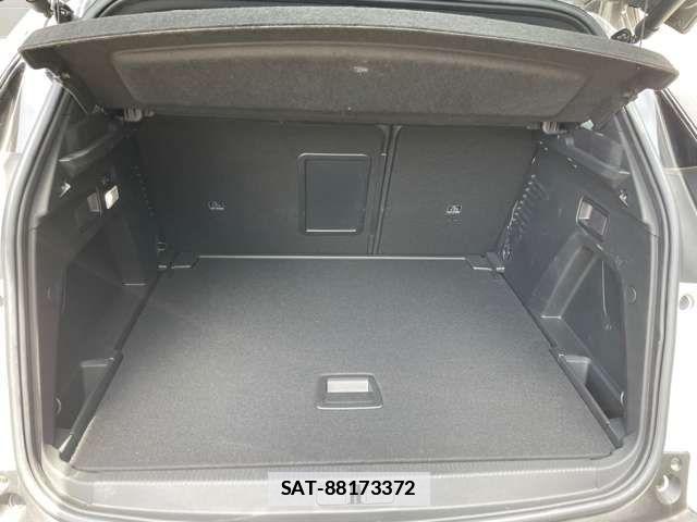 Peugeot 3008 2019-06 7788164-14