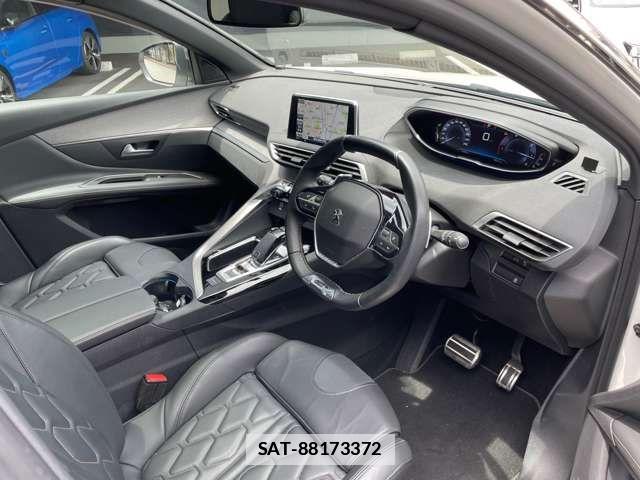 Peugeot 3008 2019-06 7788164-3