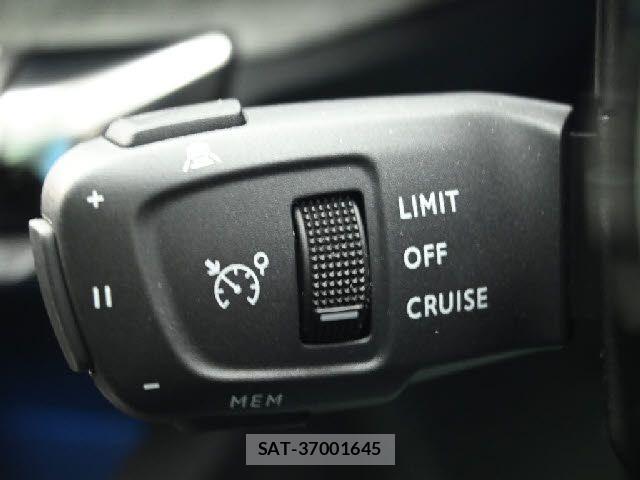 Peugeot 3008 2024-03 7903219-10