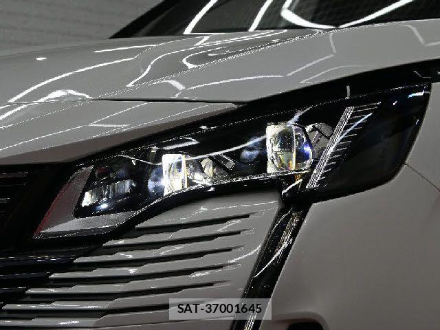 Peugeot 3008 2024-03 7903219-20