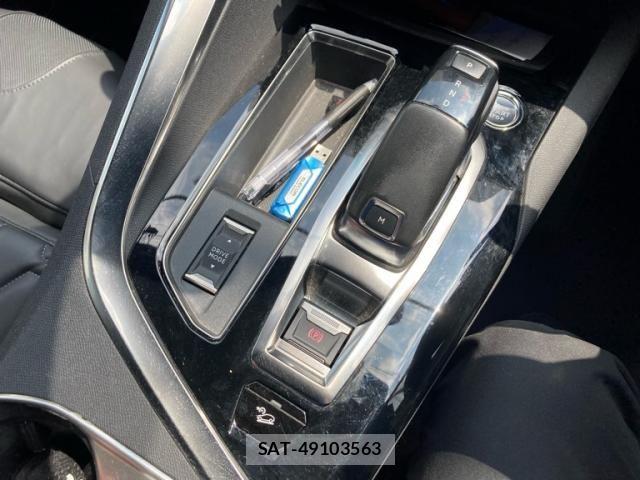 Peugeot 3008 2021-03 7980553-18