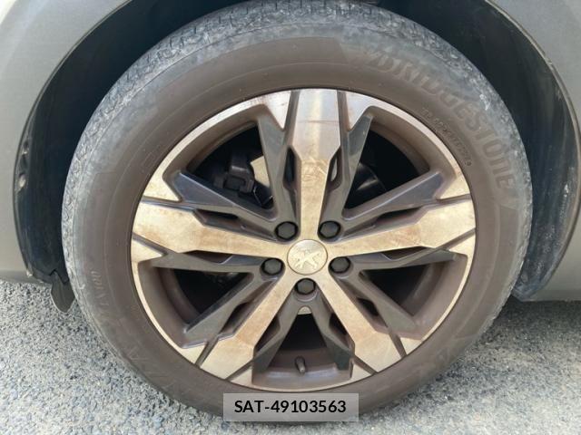 Peugeot 3008 2021-03 7980553-7