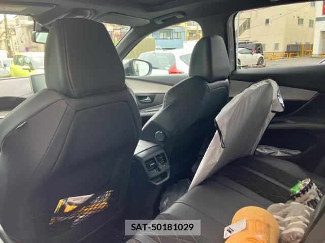 Peugeot 3008 2018-05 8037576-10
