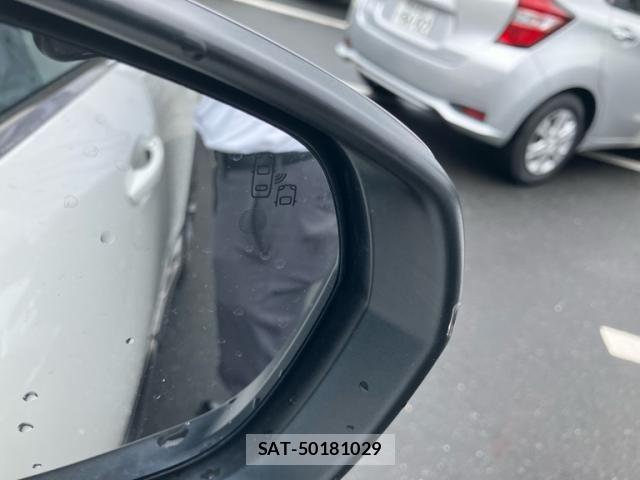 Peugeot 3008 2018-05 8037576-14