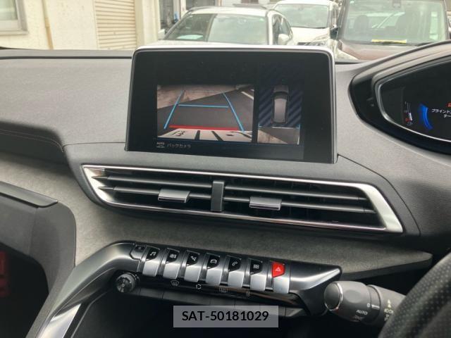 Peugeot 3008 2018-05 8037576-24