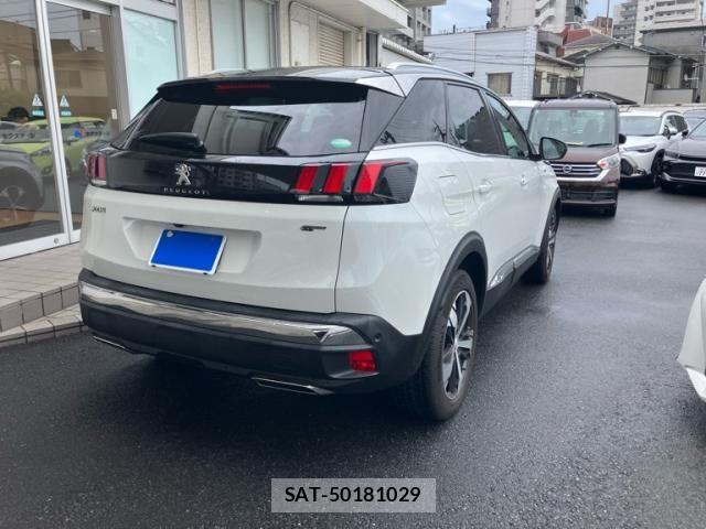 Peugeot 3008 2018-05 8037576-2