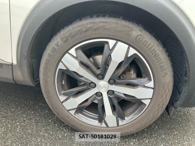 Peugeot 3008 2018-05 8037576-7