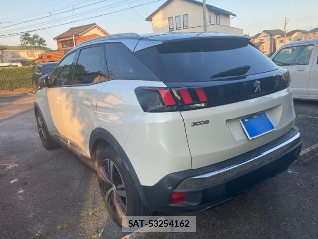 Peugeot 3008 2019-09 8075107-2