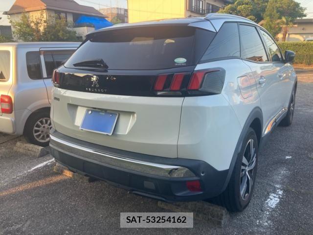 Peugeot 3008 2019-09 8075107-3