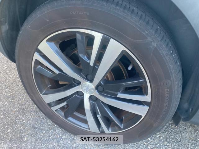 Peugeot 3008 2019-09 8075107-5