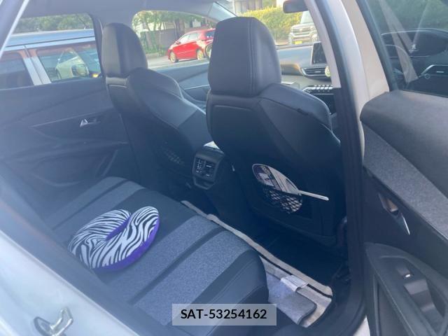 Peugeot 3008 2019-09 8075107-7