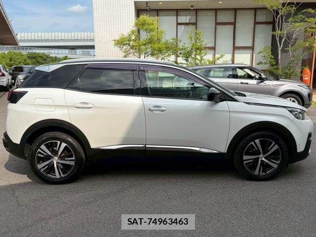 Peugeot 3008 2017-11 8075106-17
