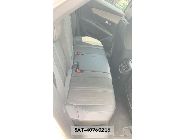 Peugeot 3008 2023-03 8101178-12