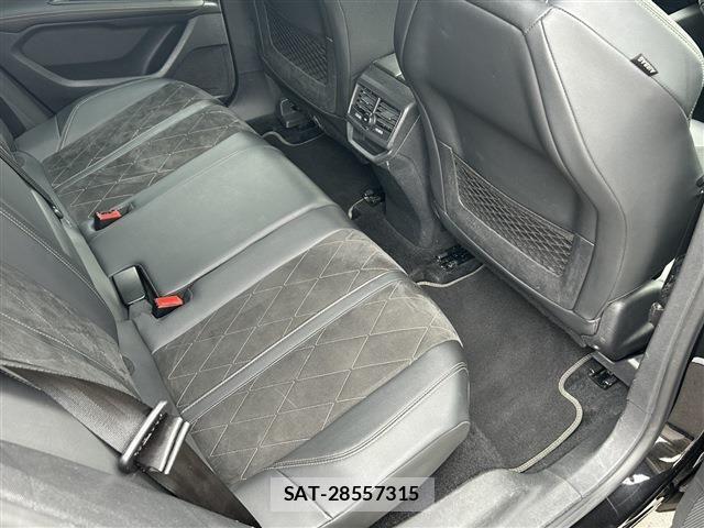Peugeot 3008 2019-06 8101180-11