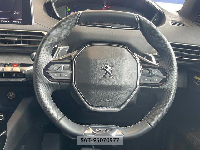 Peugeot 3008 2019-03 8131852-9