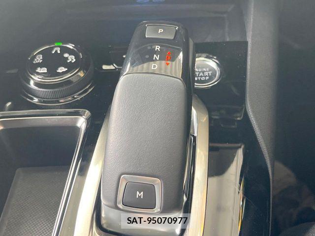 Peugeot 3008 2019-03 8131852-10