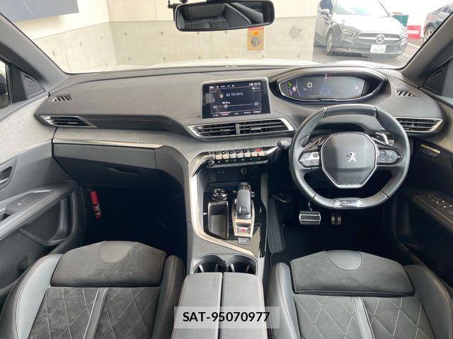 Peugeot 3008 2019-03 8131852-1