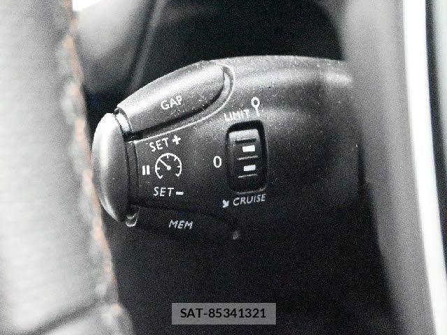 Peugeot 3008 2019-05 8131850-10