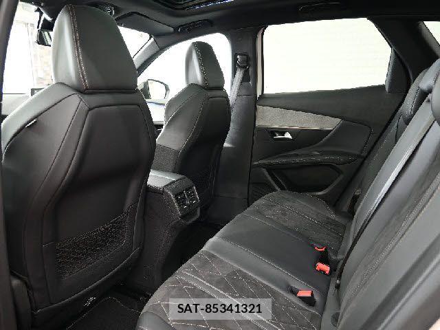 Peugeot 3008 2019-05 8131850-12