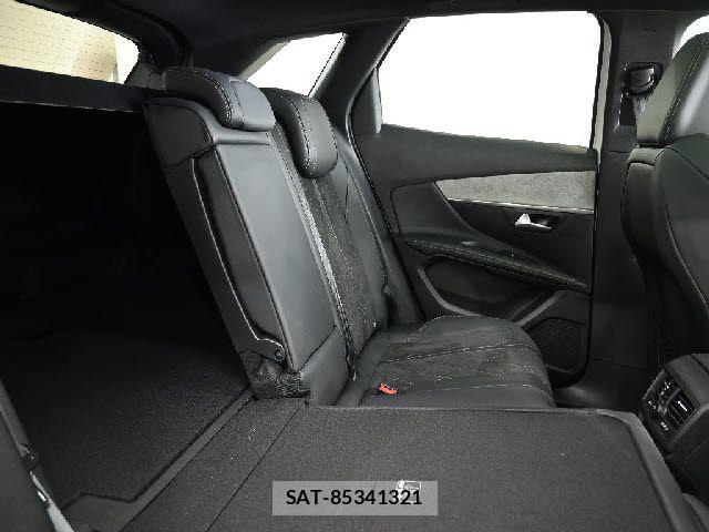 Peugeot 3008 2019-05 8131850-28