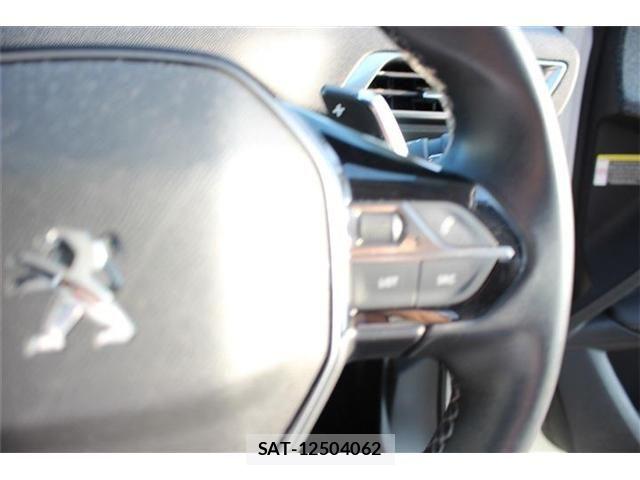 Peugeot 3008 2019-04 8209510-28