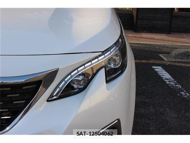 Peugeot 3008 2019-04 8209510-4