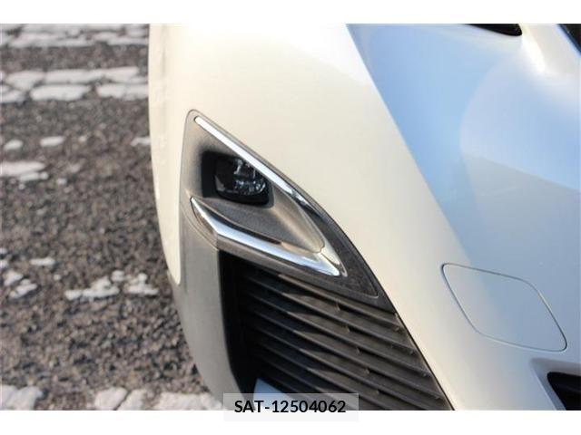 Peugeot 3008 2019-04 8209510-6