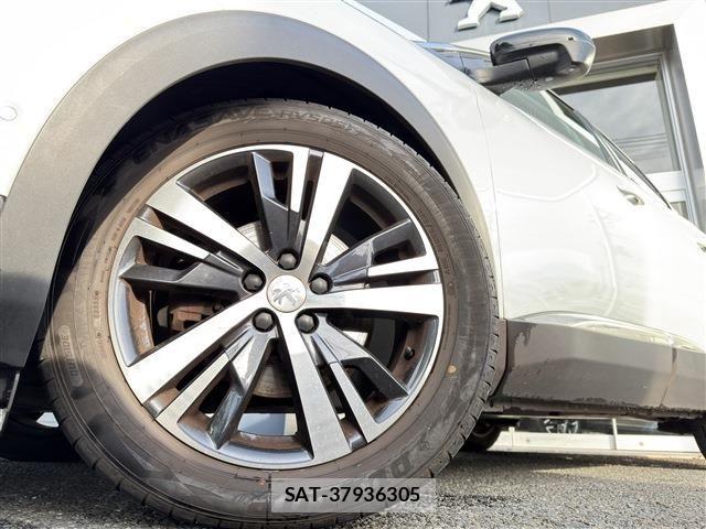 Peugeot 3008 2017-07 8209511-19
