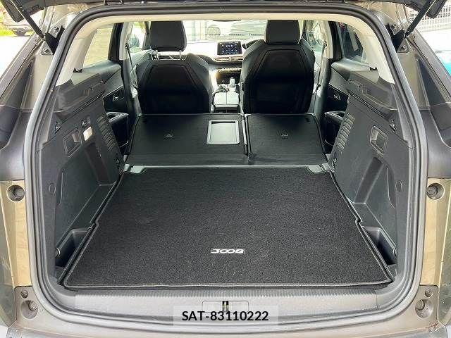 Peugeot 3008 2017-06 8246325-12