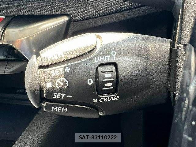 Peugeot 3008 2017-06 8246325-7