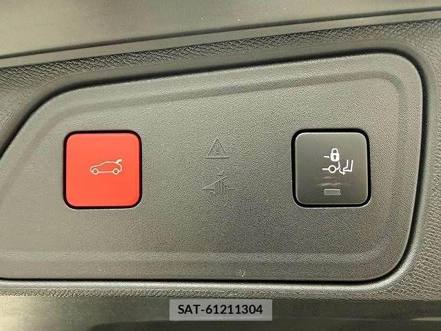Peugeot 3008 2021-10 8246323-7