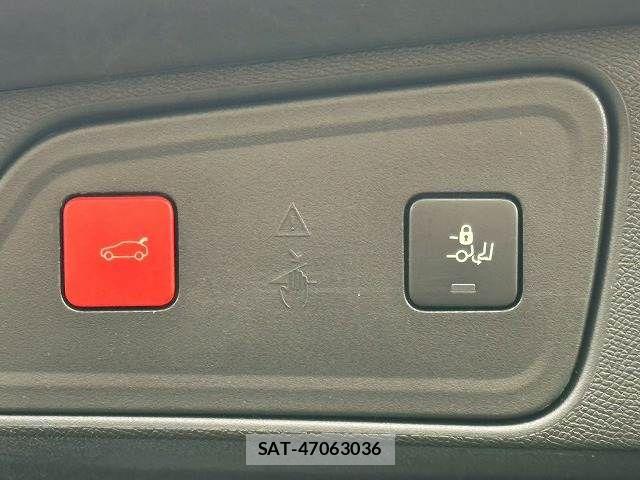 Peugeot 3008 2022-09 8246319-8