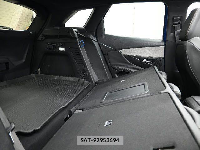 Peugeot 3008 2021-05 8246322-29