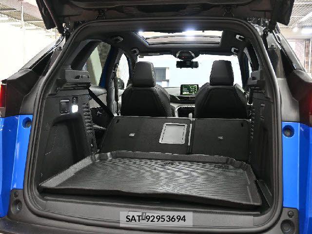 Peugeot 3008 2021-05 8246322-7