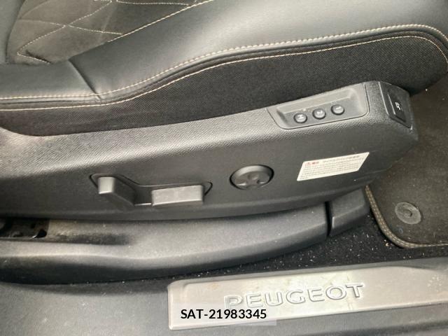 Peugeot 3008 2019-11 8337367-27
