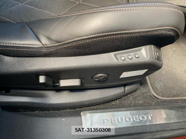 Peugeot 3008 2018-09 8355327-18