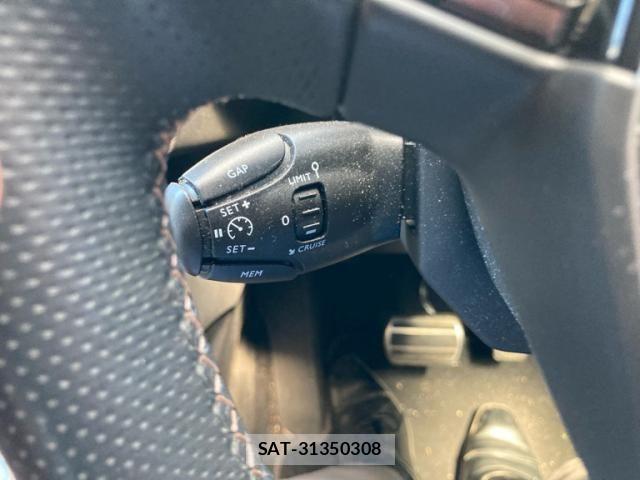 Peugeot 3008 2018-09 8355327-28
