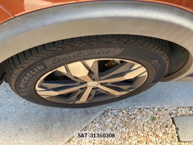 Peugeot 3008 2018-09 8355327-6