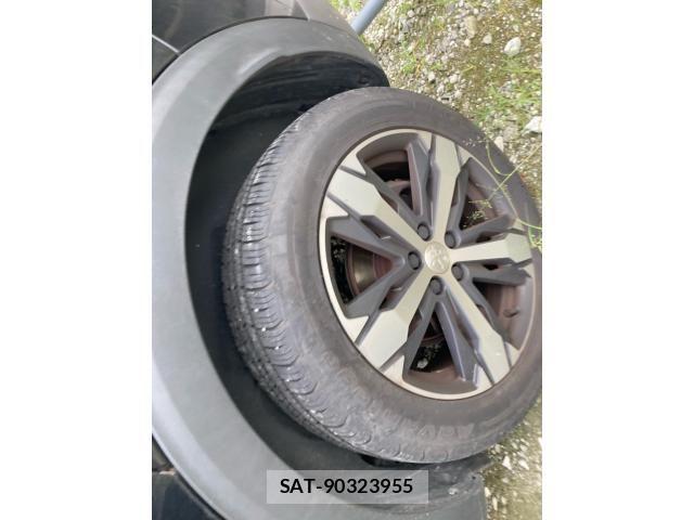 Peugeot 3008 2018-02 8368083-9