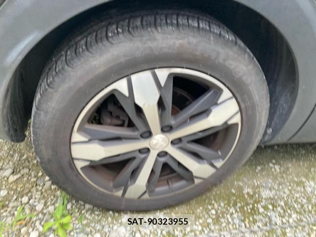 Peugeot 3008 2018-02 8368083-13