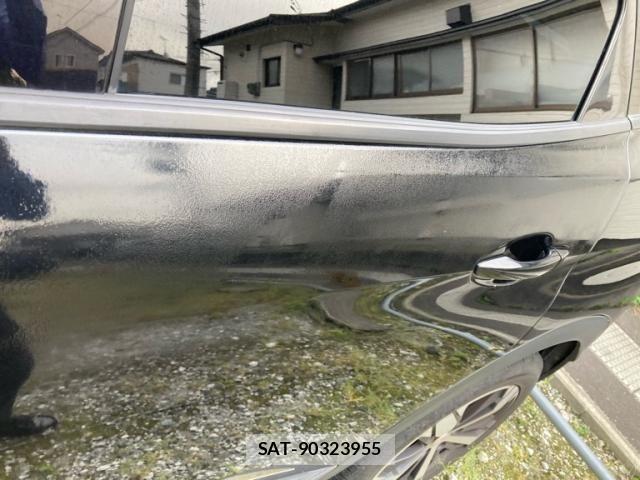 Peugeot 3008 2018-02 8368083-6