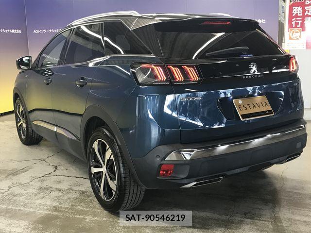 Peugeot 3008 2022-06 8414335-7