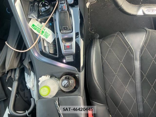 Peugeot 3008 2018-03 8414333-19