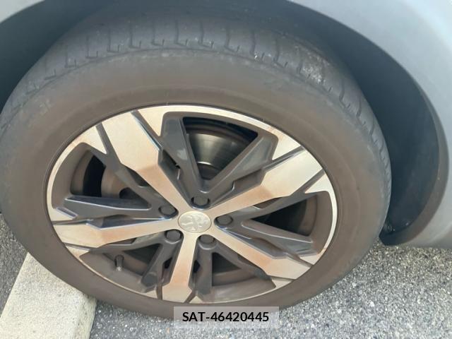 Peugeot 3008 2018-03 8414333-5